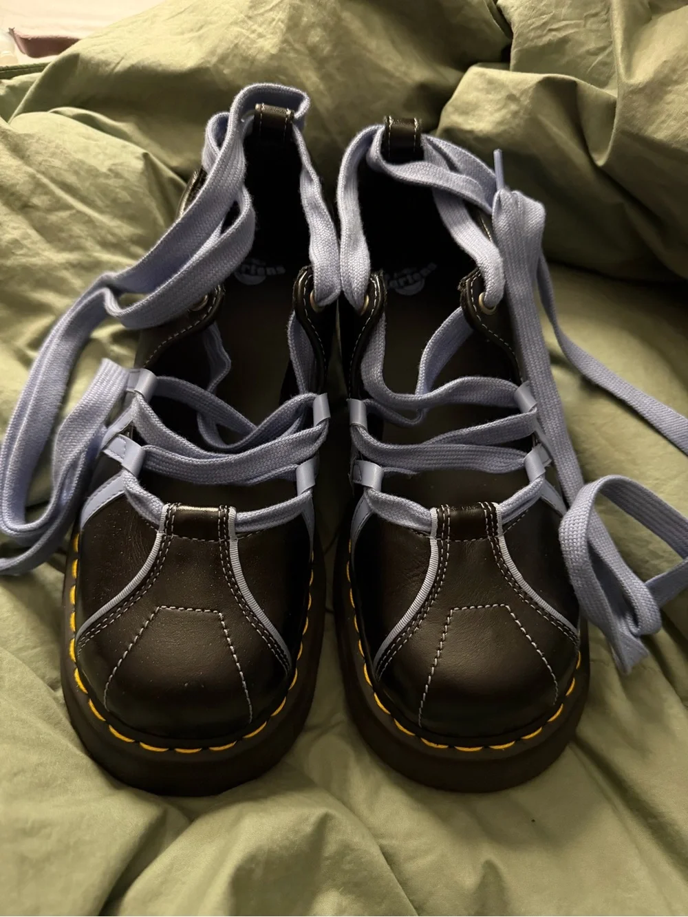 Dr Marten Buzz Ballerina Wrap Around - US women 9